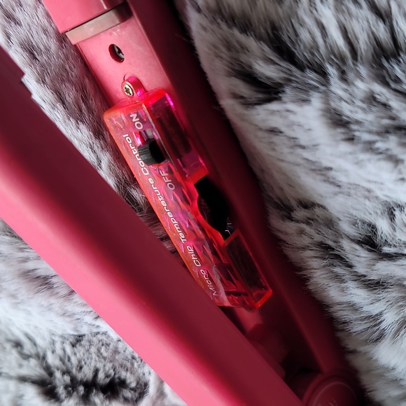 ISO professional - Turbo pro hair straightener - HOT PINK - Picture 5 of 6